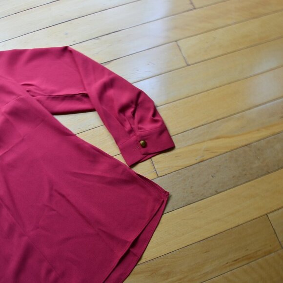 Soft Surroundings Akira Blouse Garnet Size M NWT - Picture 5 of 10